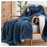 Heated Throw Blanket Retail 50" x 60" $69.99 - Brand New
