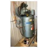 HENKE Pacemaker industrial vertical air compressor