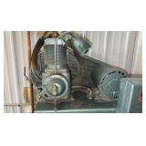 HENKE Pacemaker industrial vertical air compressor