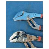 Grip  groove joint pliers