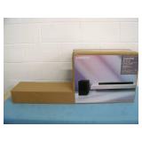 Samsung B73CD 5.1 Channel Soundbar with Wireless Subwoofer and Remote Control - in Original Box