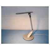Intertek HD1310A Office / Desk Lamp with Multiple Light Setting and Adjustments