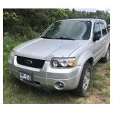 2005 Ford Escape LTD