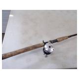 Musky Rod and Reel Fenwick HMG Graphite 5