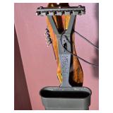 Damon Howatt Super Diablo Compound Bow with Kolpin Quiver