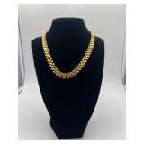 Beautiful Costume Jewelry Necklace - Woman