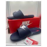 Brand New  Nike Victori One Men