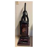 LLK - Hoover Lite WindTunnel Upright Vacuum 12 Amp