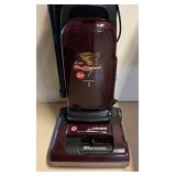 LLK - Hoover Lite WindTunnel Upright Vacuum 12 Amp