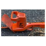 G - Vintage Black & Decker Hedge Trimmer Model 8127