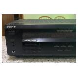 K - Vintage Sony STR-DE135 FM Stereo Receiver