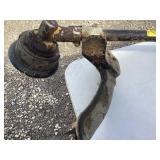 John Deere Pole Saw And Weed Eater Combo tool