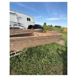 Roof Trusses Qty 32 - 26 ft 6/12 pitch trusses 42 lb load 2 ft on center