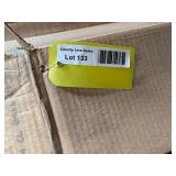 Fluorescent 4 ft bulbs