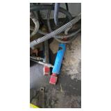 3 Air over hydraulic pumps  with 2 cylinders