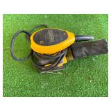 DeWalt D26441 1/4 Sheet Palm Sander