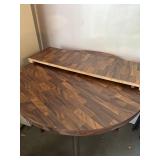 Round Dining Table with Leaf Faux Walnut Laminate Top 36in Good