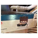 UniFlame Portable LP Gas Barbecue Grill 619-1344 Boxed See Photos