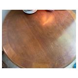 Round Wood Accent End Table w Shelf Cabriole Legs 28in Traditional