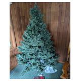 Pre-Lit Artificial Christmas Tree With Tree Removal Bag