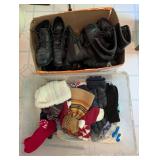 Mixed Lot: Shoes, Boots, Gloves & Knit Accessories
