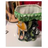 Mixed Lot: BMG XL600 Force Elite Shoe Polisher, Birdhouse & Holiday Decor