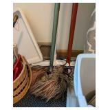 GE PowerSpray Steam & Dry Iron With Ironing Board Mixed Lot