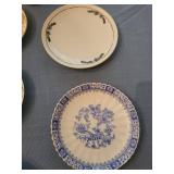 Mixed Porcelain Decorative Dishes & Vanity Pieces