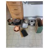 Mixed Kitchen Cookware Bakeware & Utensils