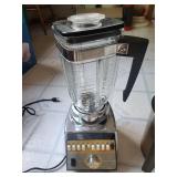 Osterizer Blender, Farberware Grill & Kitchenware Mixed Lot