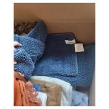Assorted Linens & Textile Mixed Lot