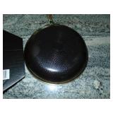 Hexclad Hybrid Nonstick 10 Inch Fry Pan with Tempered Glass Lid