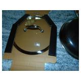 Hexclad Hybrid Nonstick 10 Inch Fry Pan with Tempered Glass Lid