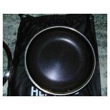 Hexclad Hybrid Nonstick 8 Inch Fry Pan with Tempered Glass Lid