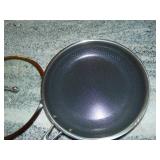 Hexclad Hybrid Nonstick 10 Inch Fry Pan with Tempered Glass Lid
