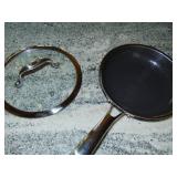 Hexclad Hybrid Nonstick 8 Inch Fry Pan with Tempered Glass Lid