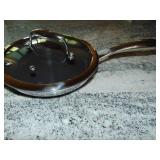 Hexclad Hybrid Nonstick 8 Inch Fry Pan with Tempered Glass Lid