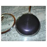 Hexclad Hybrid Nonstick 8 Inch Fry Pan with Tempered Glass Lid