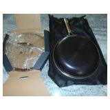 Hexclad Hybrid Nonstick 10 Inch Fry Pan with Tempered Glass Lid