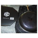 Hexclad Hybrid Nonstick 12 Inch Fry Pan with Tempered Glass Lid