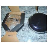 Hexclad Hybrid Nonstick 8 Inch Fry Pan with Tempered Glass Lid