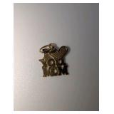 Vintage 14K yellow gold "I Love You Mom" pendant, tiny
