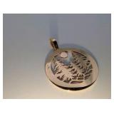 14K yellow gold pendant, detailed trees and mountains