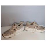 UGG Women