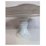 Juliska Berry & Thread whitewash ceramic cake stand