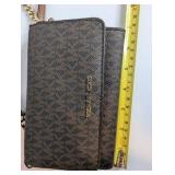 Michael Kors Lot, Jetsetter Handbag, Wallet, Beanie