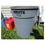 Brute Trash Can
