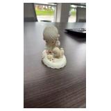 precious moments growing in grace, 163759, “Growing in Marbles”, age 8 figurine