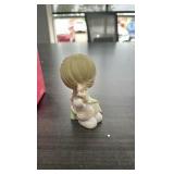 precious moments, 4024088, “May Your Holidays Be So-Sew Special” figurine