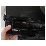 Sony CCD-FX410 Video 8 Handycam Camcorder With Case, Adapter & Remote